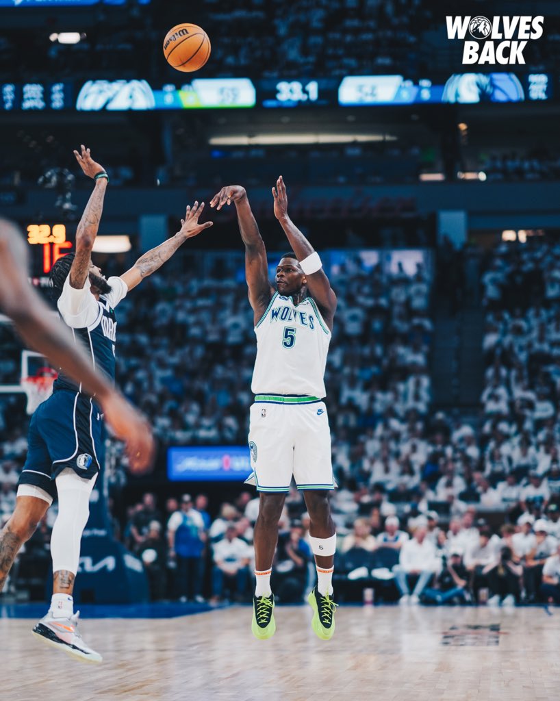 东契奇欧文合砍63分，独行侠G1力克森林狼夺得西