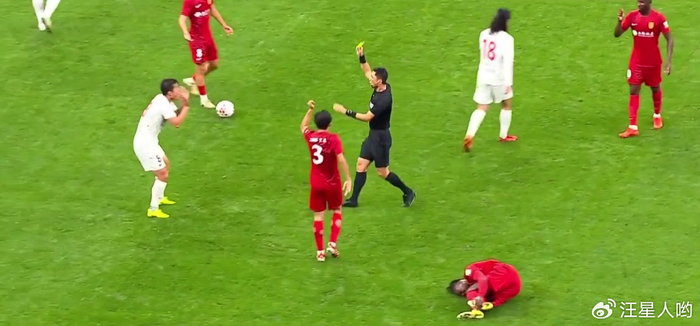 辽宁铁人遭红牌打击 首球破门难阻两连败