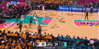 文班亚马季后赛首秀狂砍35分 创马刺队史得分纪