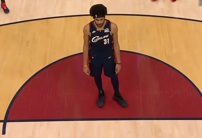 骑士双核爆发力克猛龙 系列赛2-0领先奠定晋级基
